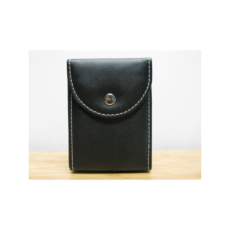 etui noir pour jeux de carte